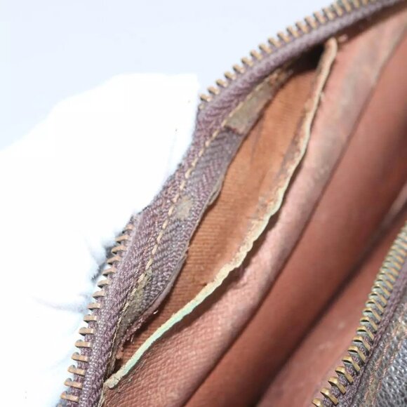 LOUIS VUITTON Monogram Compiegne 28 Clutch Bag - Picture 10 of 16